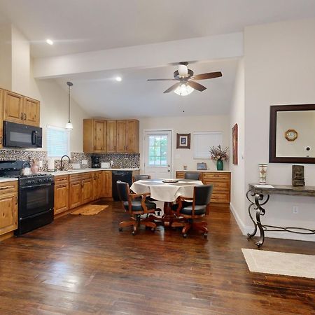 Villa Charming Delight Austin Exterior foto